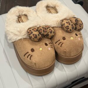 Cute Tan Leopard Bow Slippers for Women